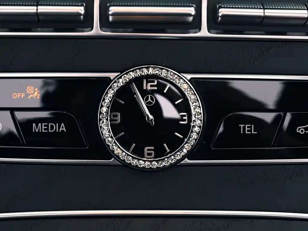 Mercedes-Benz E-Class 2019 — фото 8