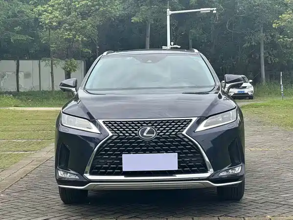 Lexus RX 2021