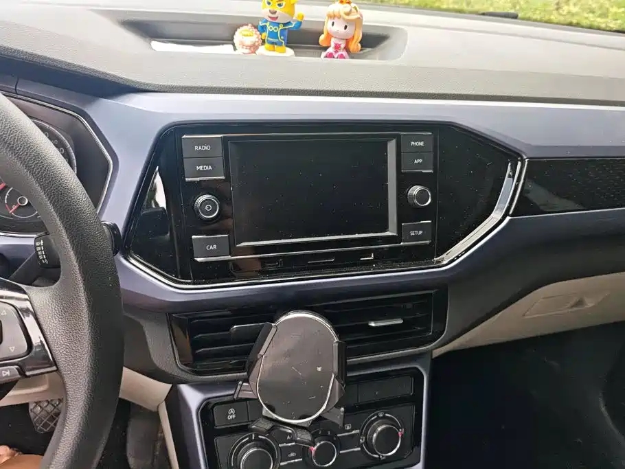 Volkswagen T-Cross 2020 — фото 13