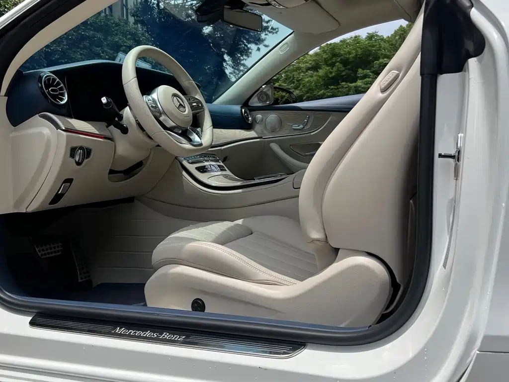 Mercedes-Benz E-Class 2020 — фото 13