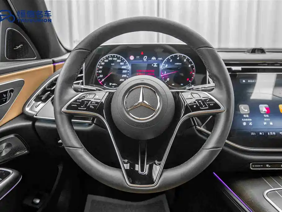 Mercedes-Benz E-Class 2025 — фото 17