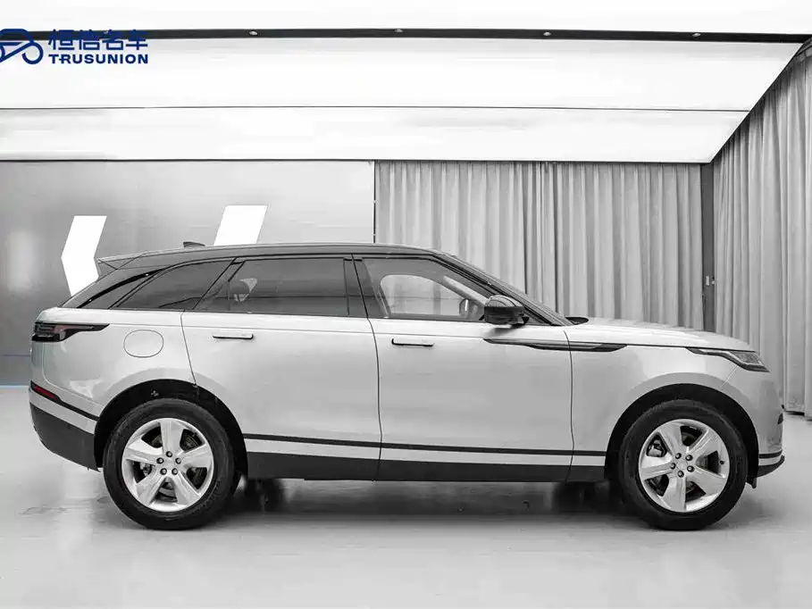Land Rover Velar 2024 — фото 4