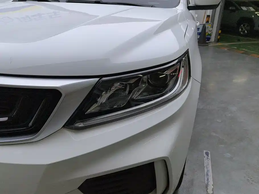 Geely Vision X6 2020