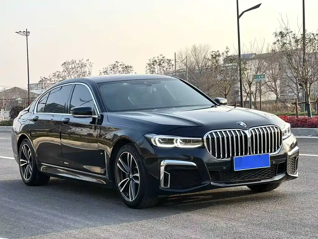 BMW 7 Series 2021 — фото 3