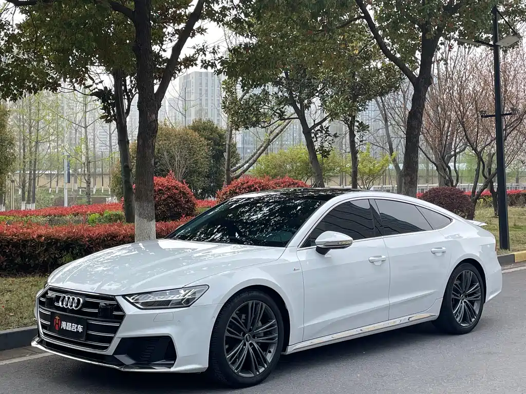 Audi A7 2023 — фото 1