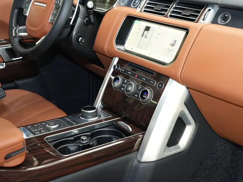 Land Rover Range Rover 2017 — фото 20