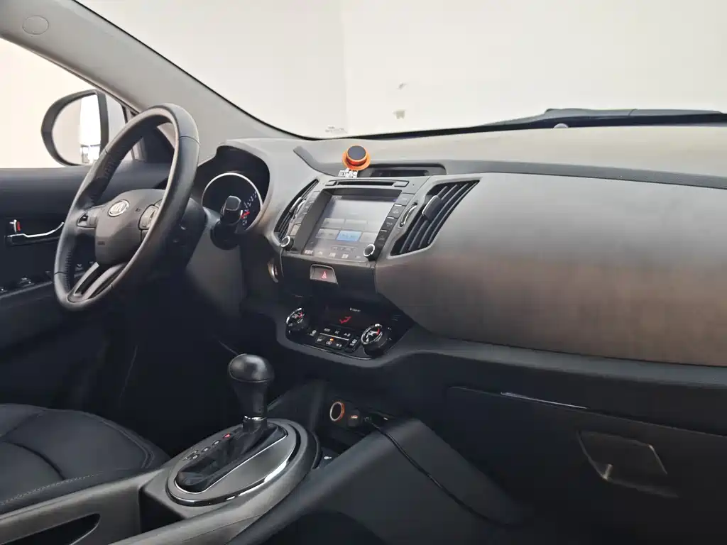 Kia Sportage 2015 — фото 11