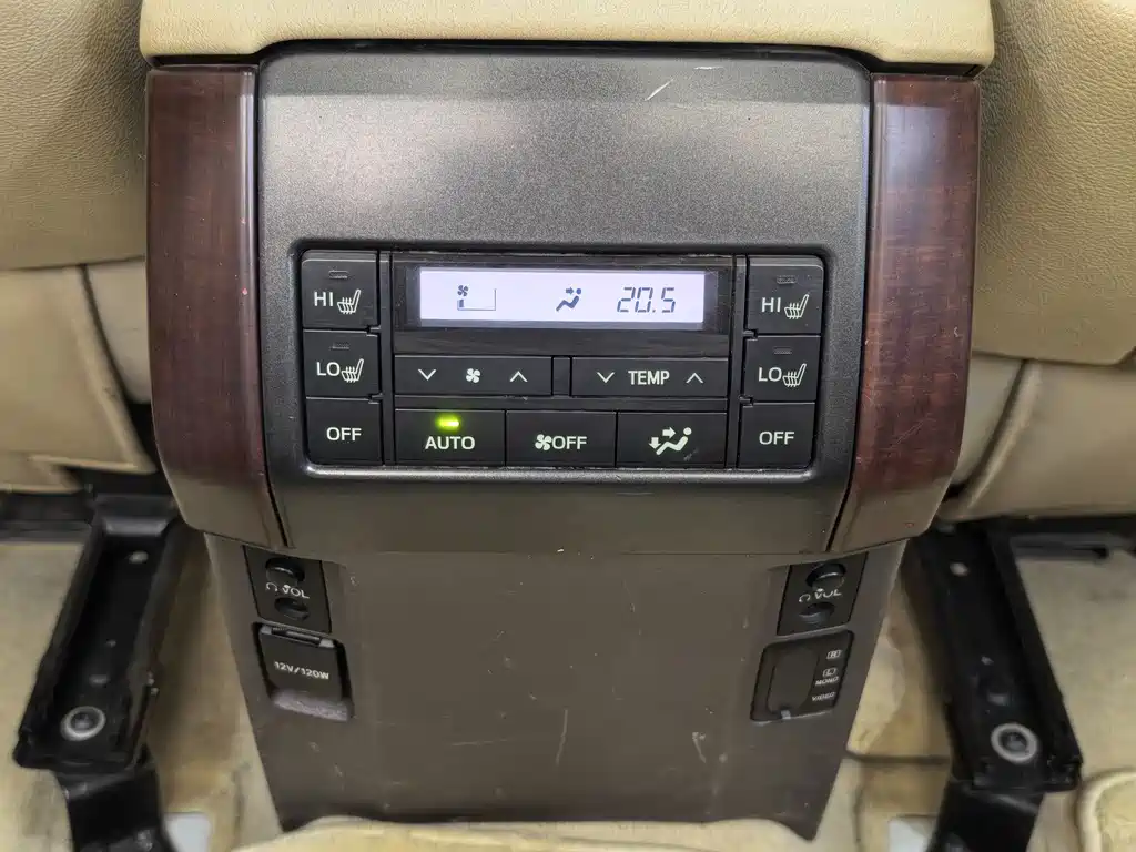 Toyota Prado 2014 — фото 18