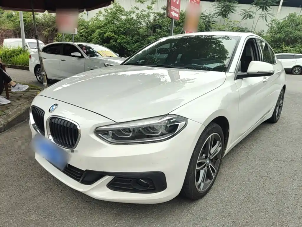 BMW 1 Series 2019 — фото 2
