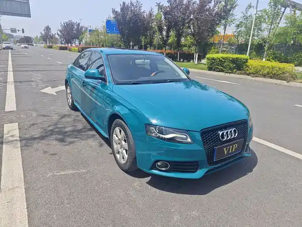 Audi A4L 2010