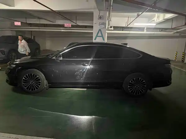 Volkswagen Magotan 2025