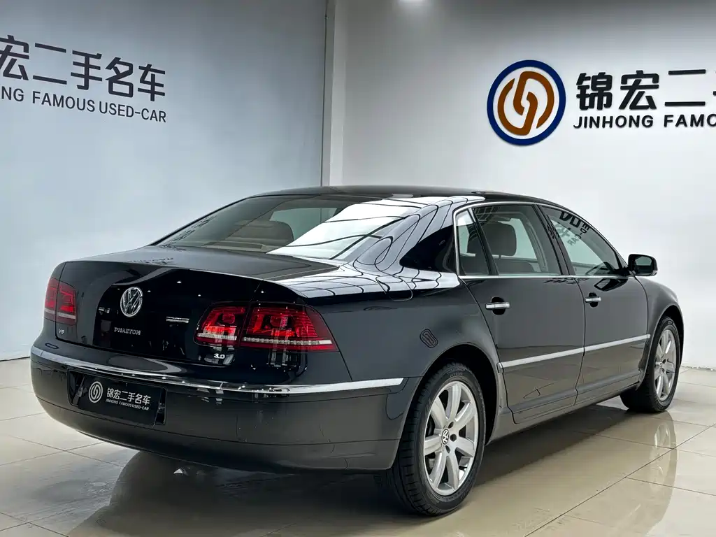 Volkswagen Phaeton 2016 — фото 22
