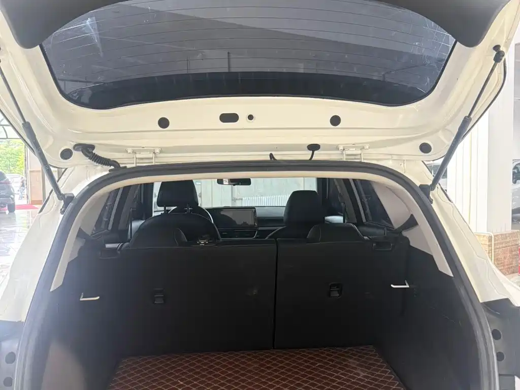 Kia KX3 2022 — фото 16