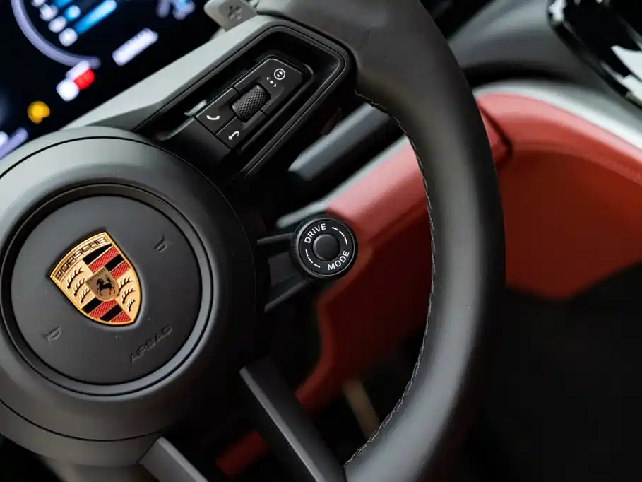 Porsche Panamera 2024 — фото 19