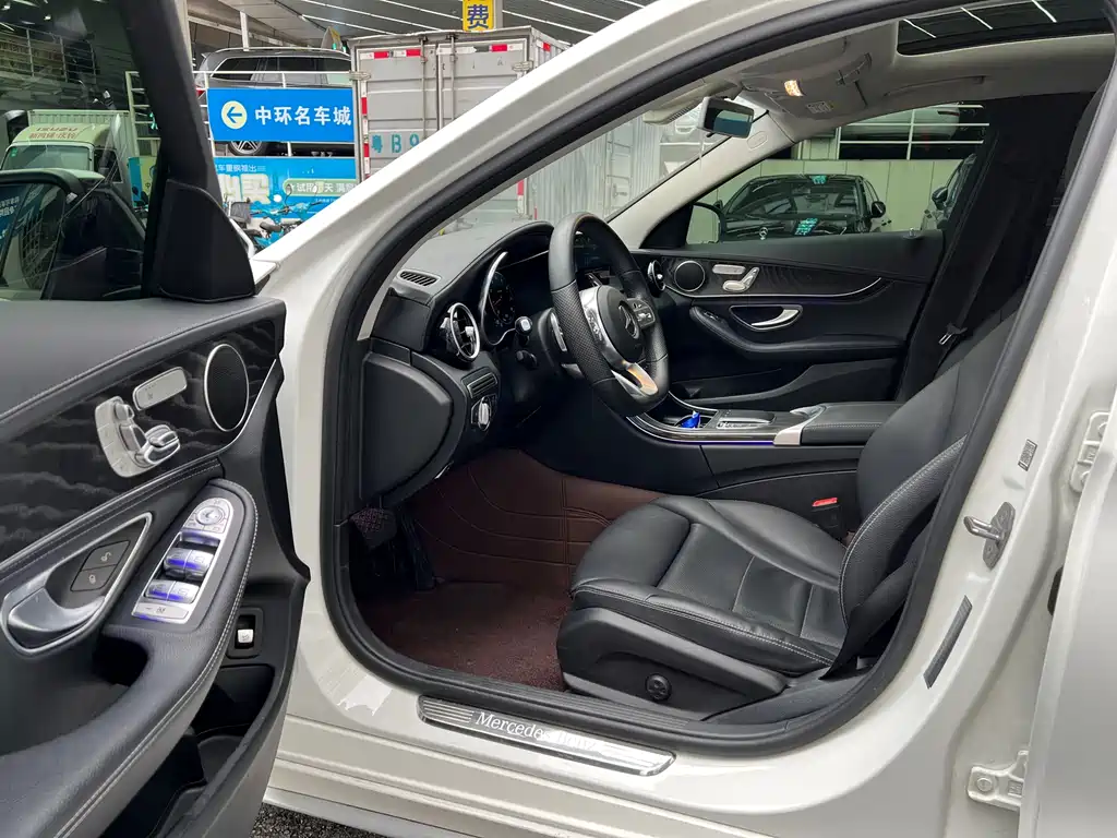 Mercedes-Benz C-Class 2020 — фото 3