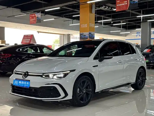 Volkswagen Golf 2022