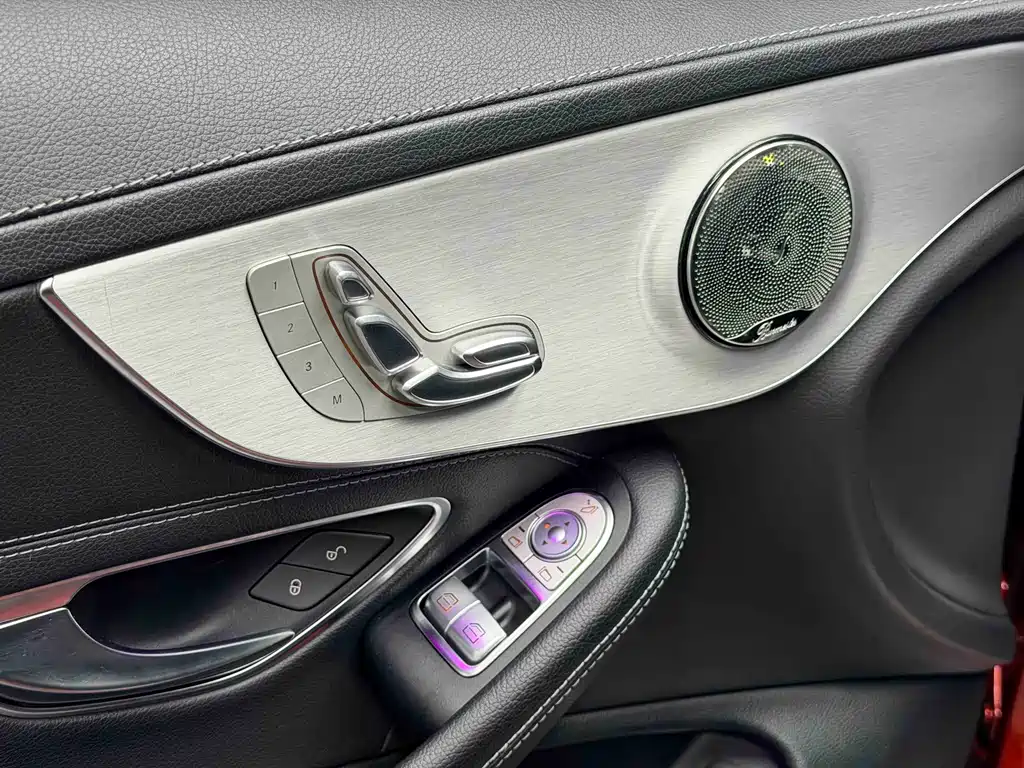 Mercedes-Benz C-Class 2019 — фото 28