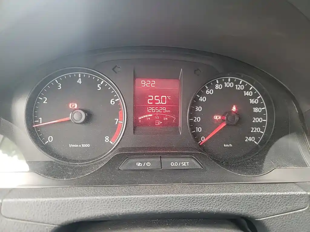 Volkswagen Santana 2014