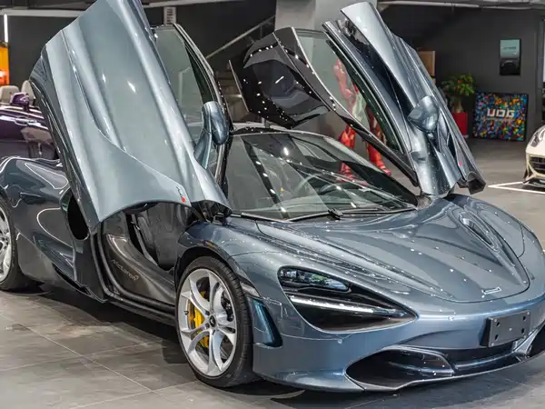 McLaren 720S 2019