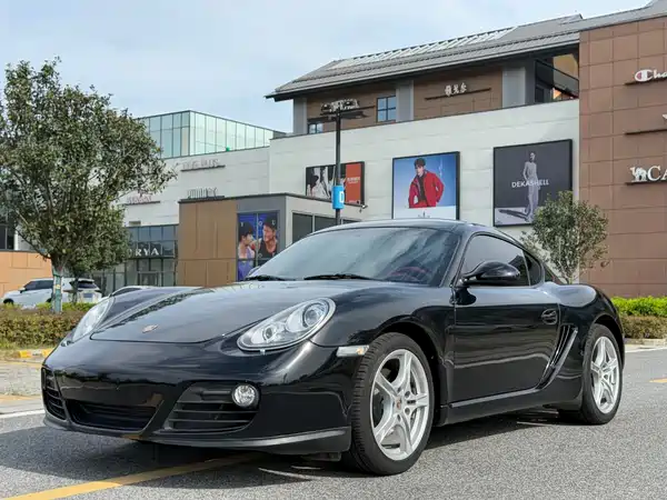 Porsche Cayman 2012