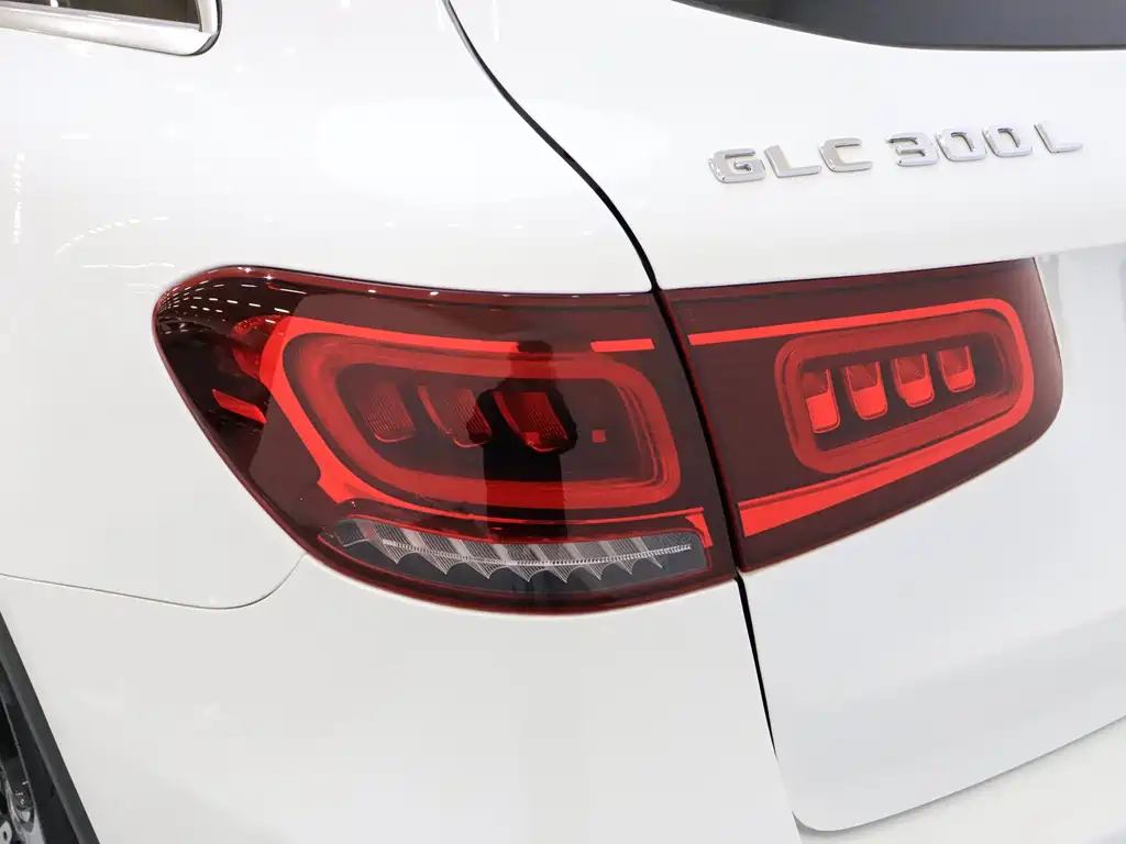 Mercedes-Benz GLC 2020 — фото 9
