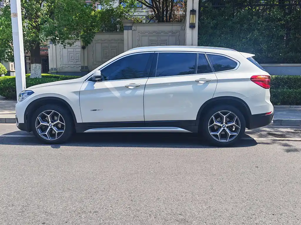 BMW X1 2018 — фото 13