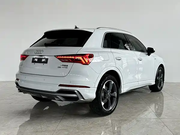 Audi Q3 2022