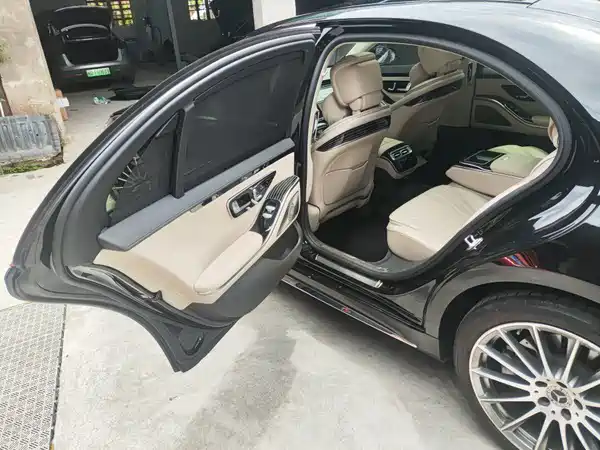 Mercedes-Benz S-Class 2023