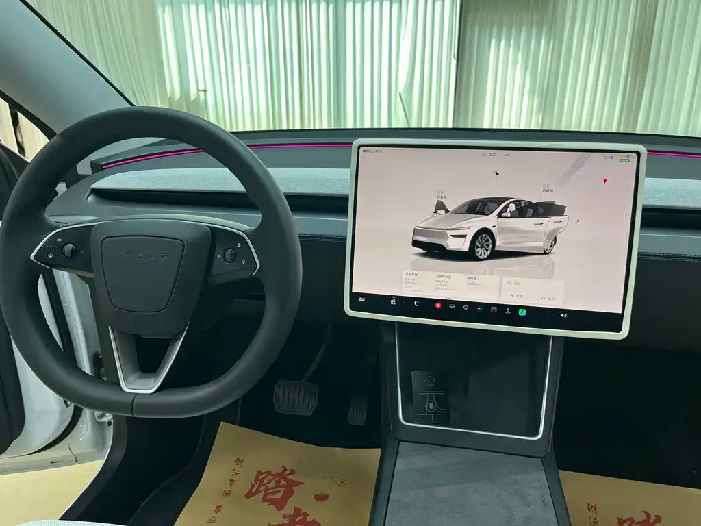 Tesla Model Y 2025 — фото 14