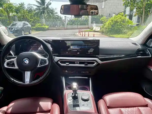 BMW i3 2022