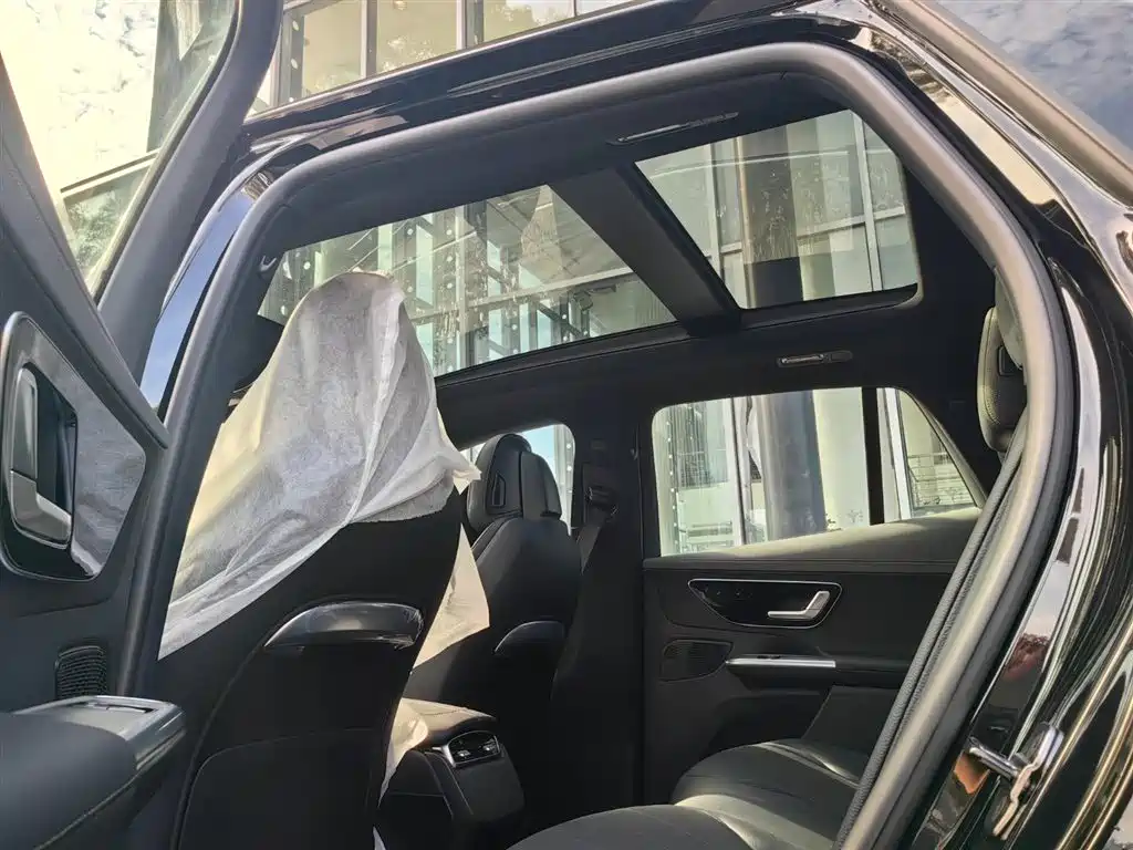 Mercedes-Benz EQE SUV 2025 — фото 14