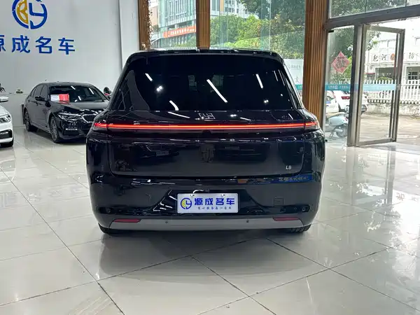Li Auto L8 2024