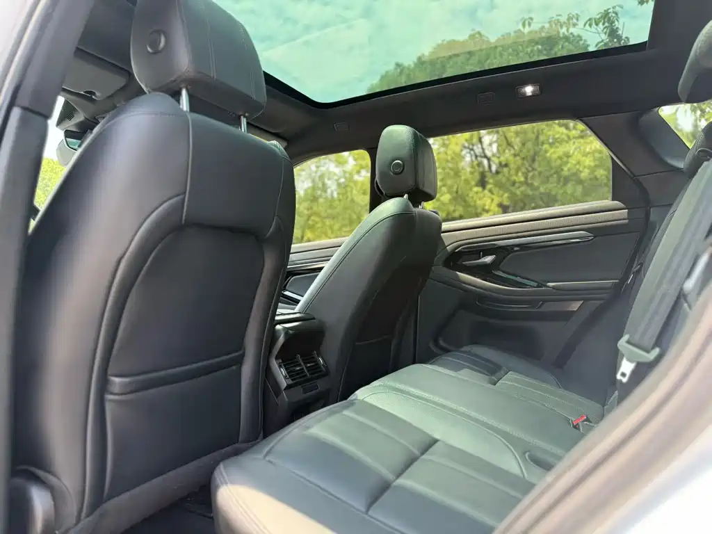 Land Rover Evoque 2020 — фото 6