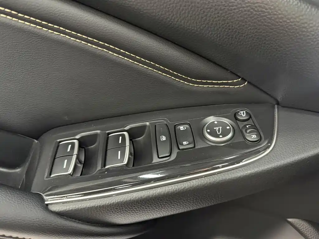 Honda Accord 2022 — фото 11