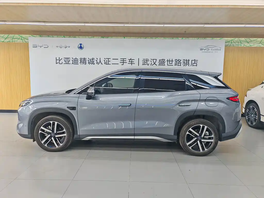 BYD Song L DM-i 2025 — фото 4