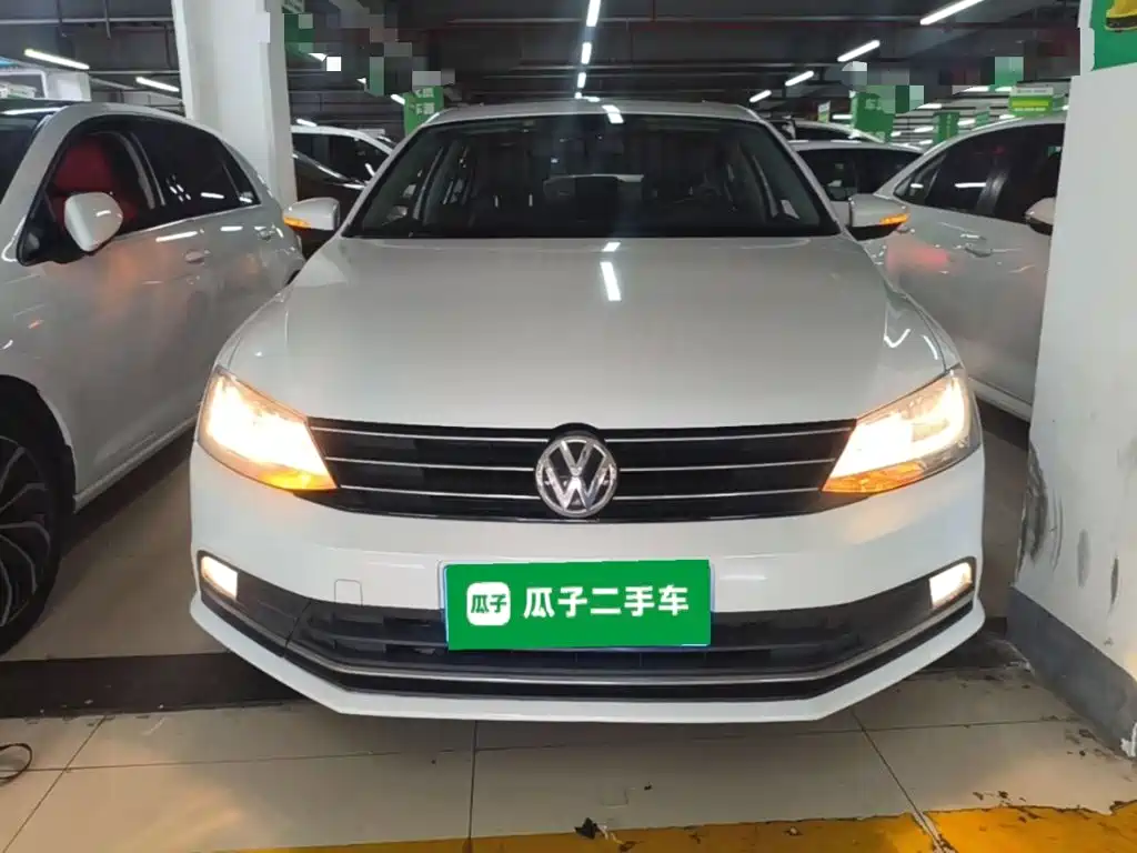 Volkswagen Sagitar 2019