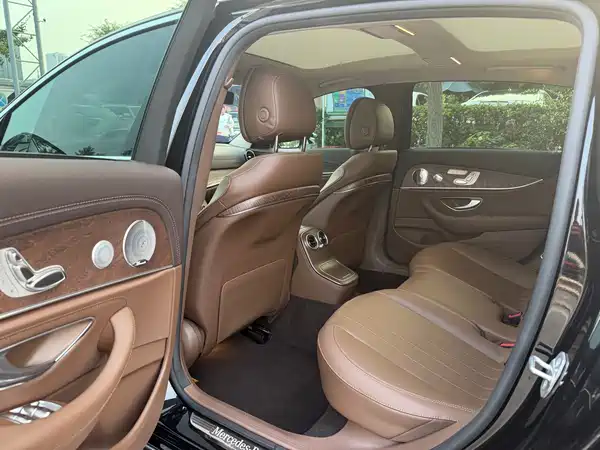 Mercedes-Benz E-Class 2021