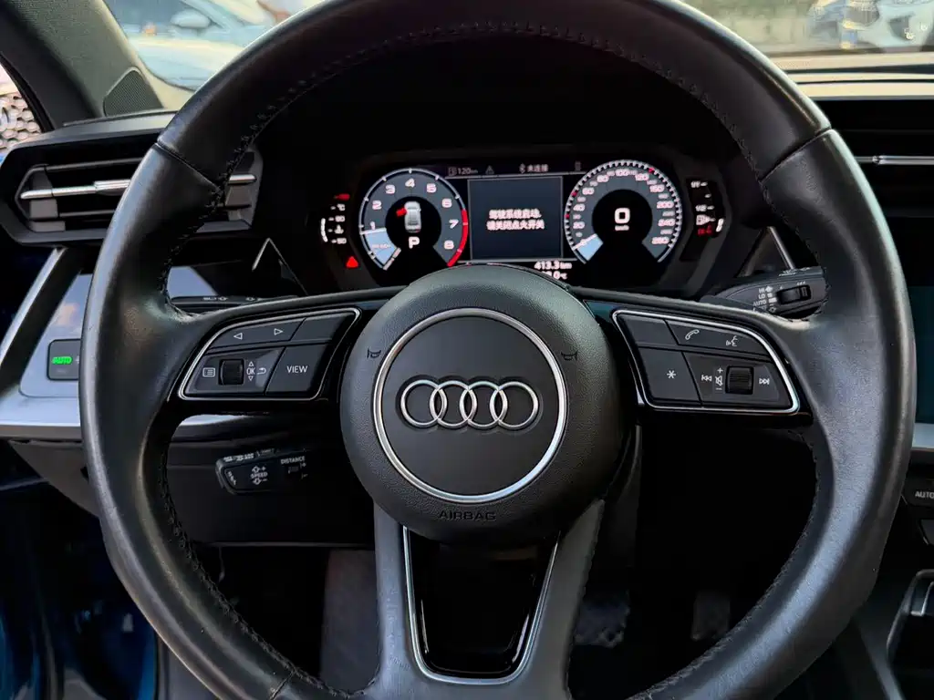 Audi A3 2022 — фото 11