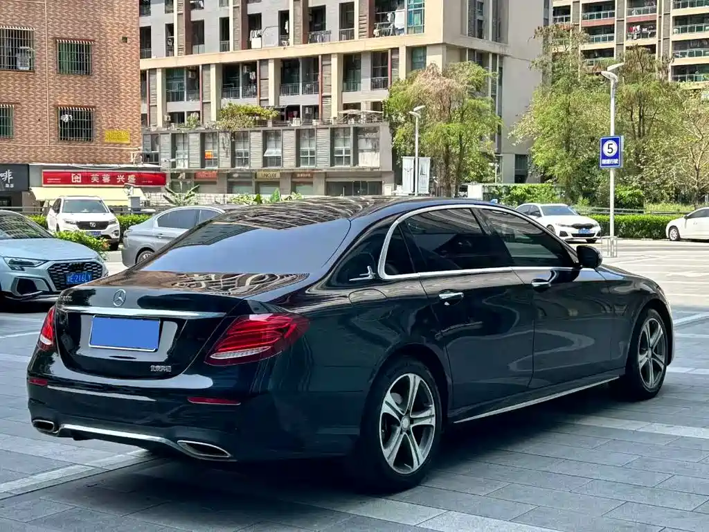 Mercedes-Benz E-Class 2017 — фото 6