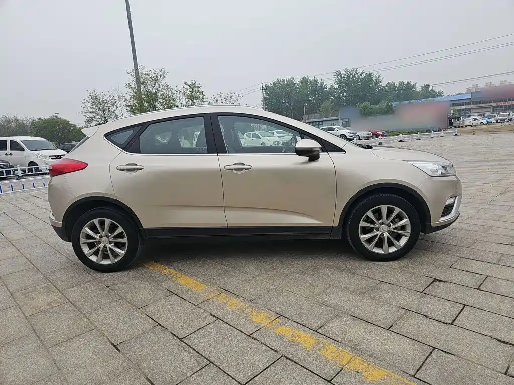 Geely Emgrand GS 2019 — фото 13