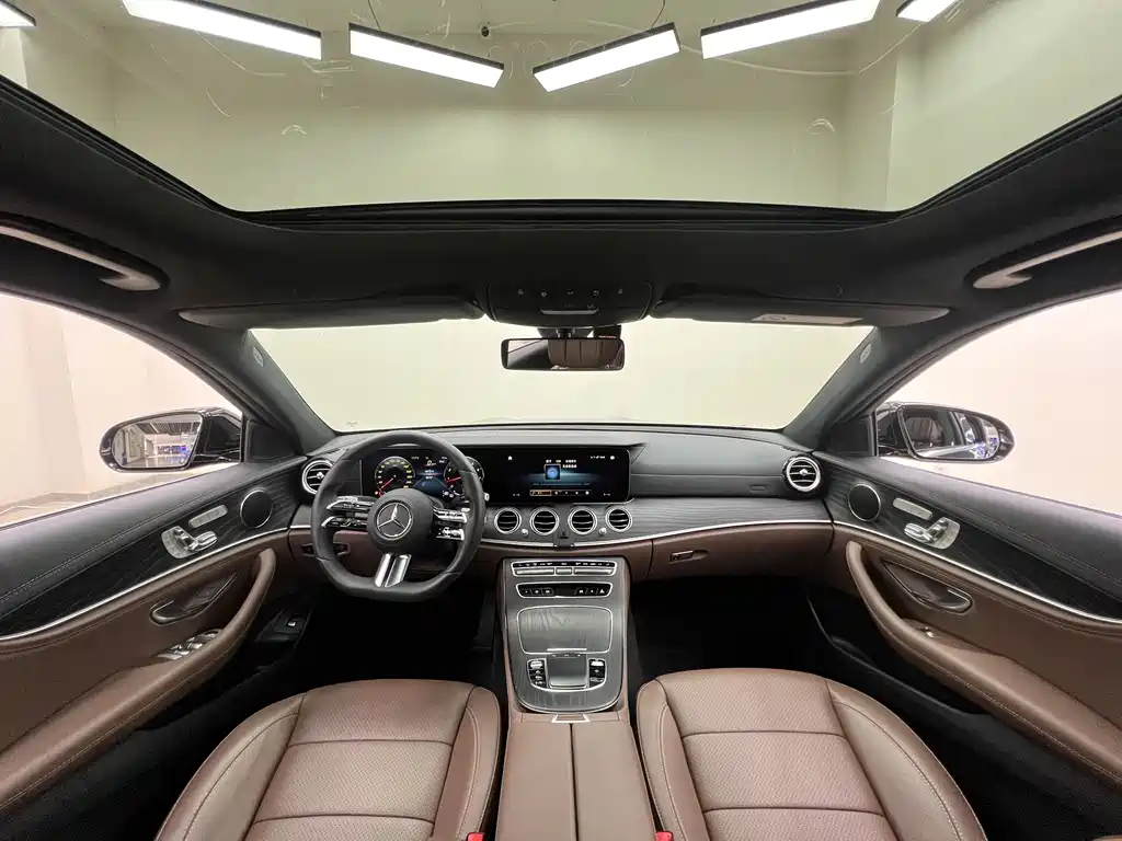Mercedes-Benz E-Class 2021 — фото 10