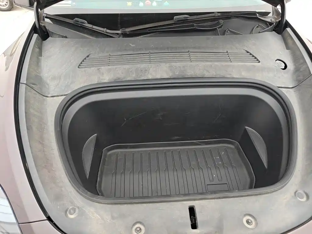 Tesla Model Y 2023 — фото 17