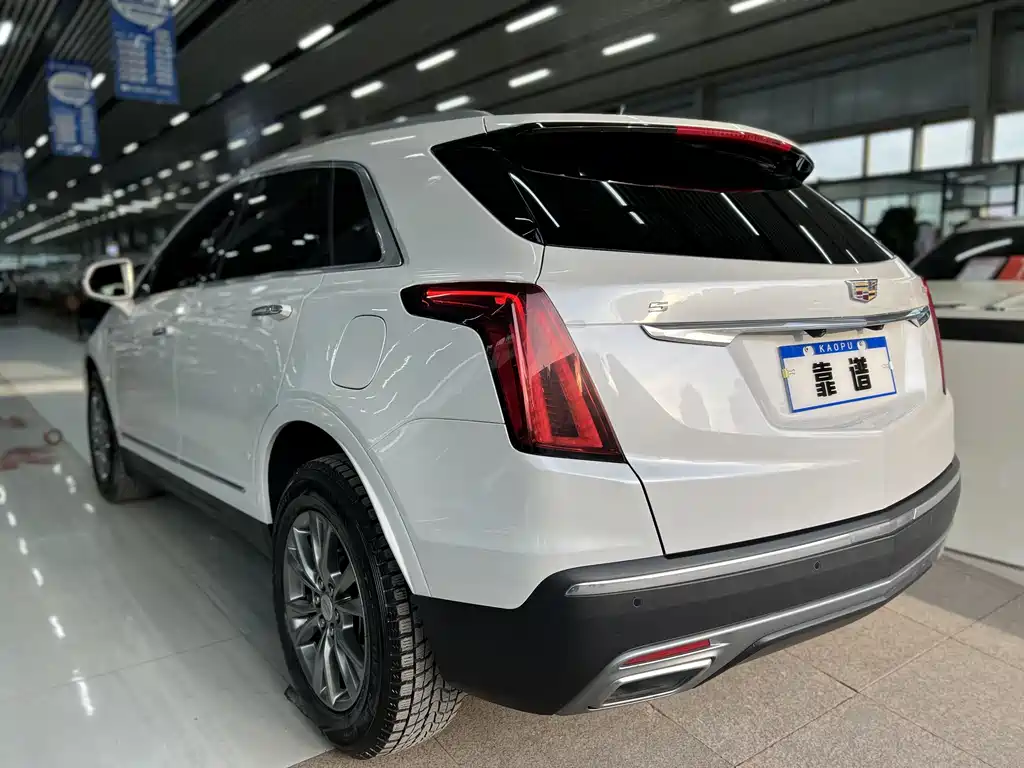 Cadillac XT5 2019 — фото 7