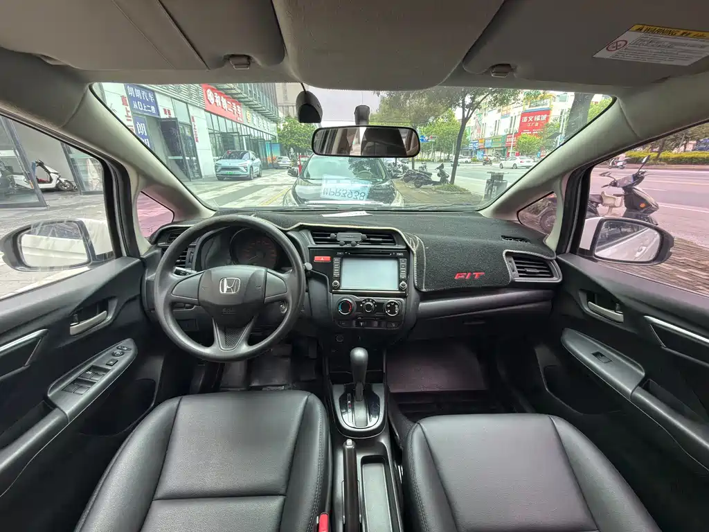 Honda Fit 2015 — фото 15