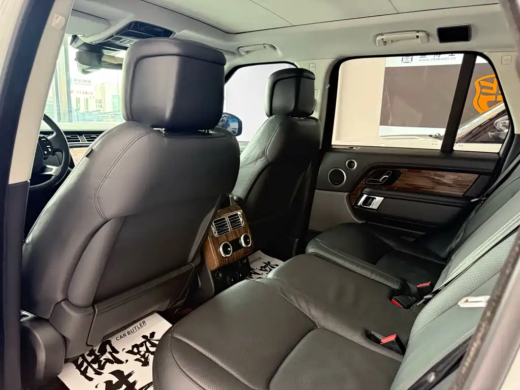 Land Rover Range Rover 2019 — фото 13