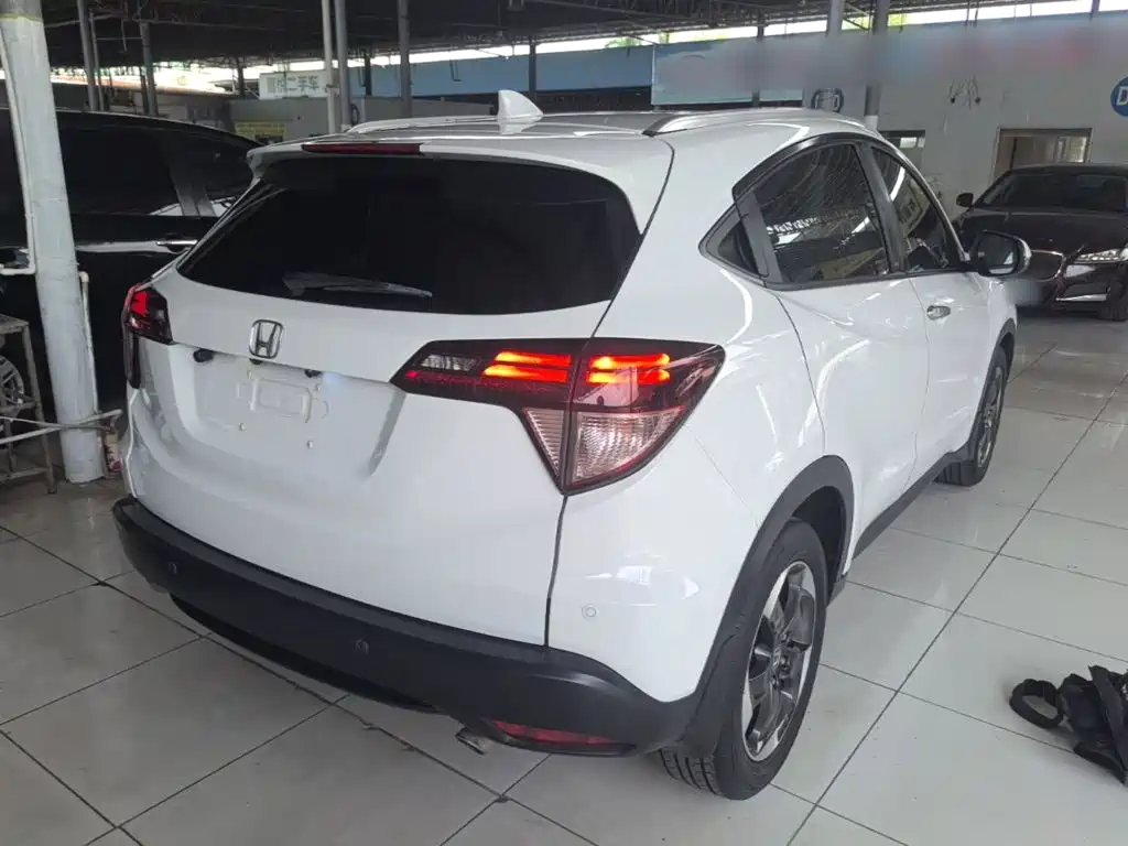 Honda Vezel 2016 — фото 7