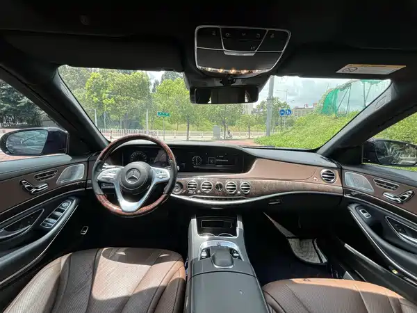 Mercedes-Benz S-Class 2020
