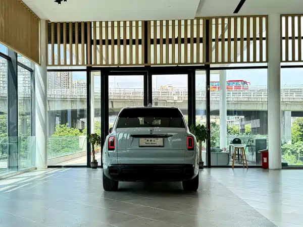 Rolls-Royce Cullinan 2022