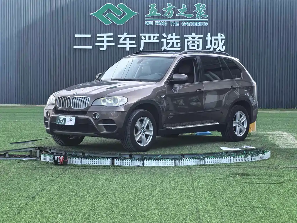 BMW X5 2011