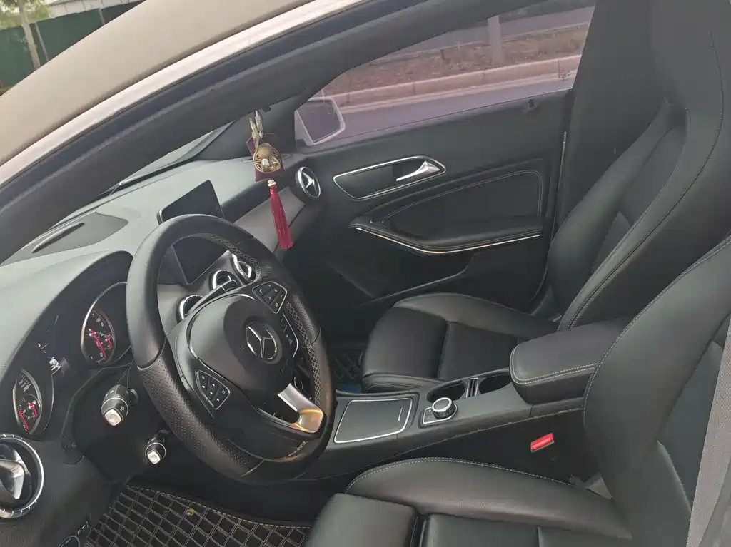 Mercedes-Benz CLA 2018 — фото 4